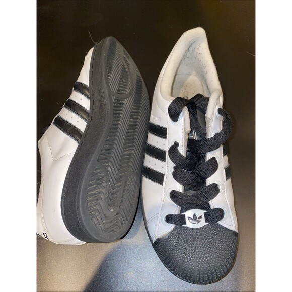 White And Black Adidas superstar II Womens Size 6.5 - Picture 5 of 5
